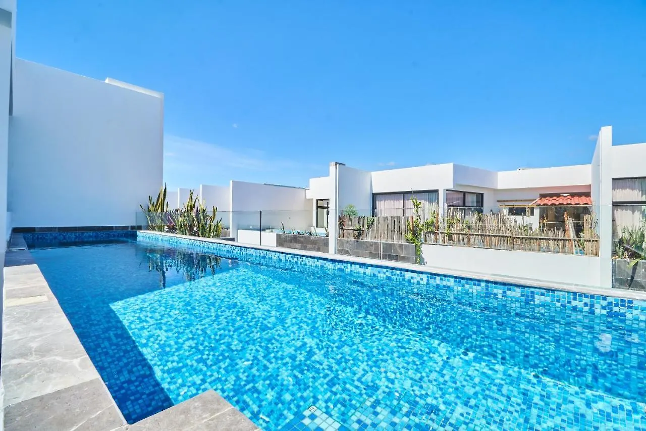 Contactos de Luxury Penthouse With Private Pool In Aldea Zama